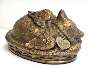 How to Pick the Right Kitty Urn for Your Pet’s Ashes